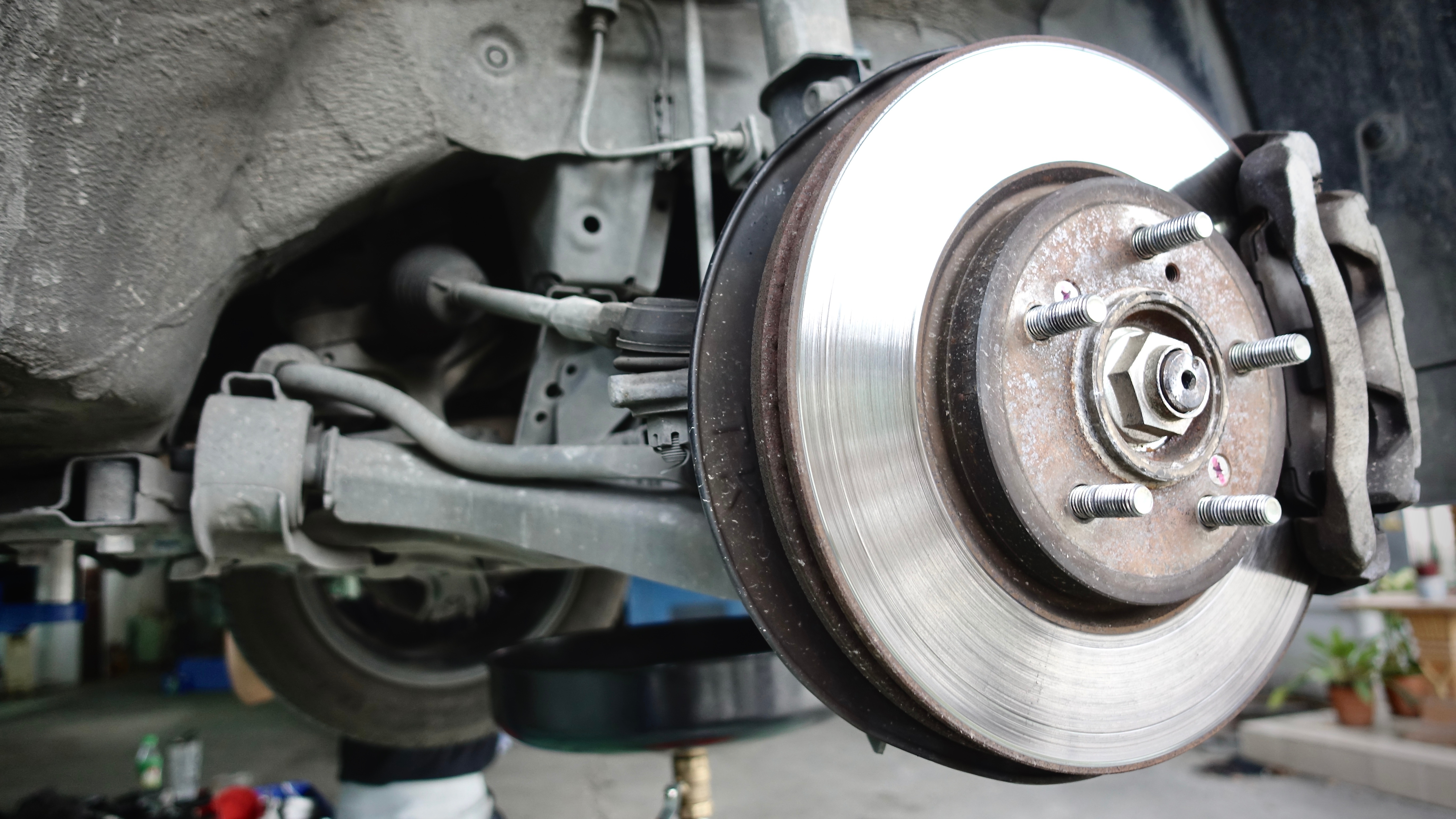 Brake rotor and caliper service